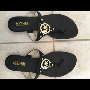 Blk Michael kors slippers 9m